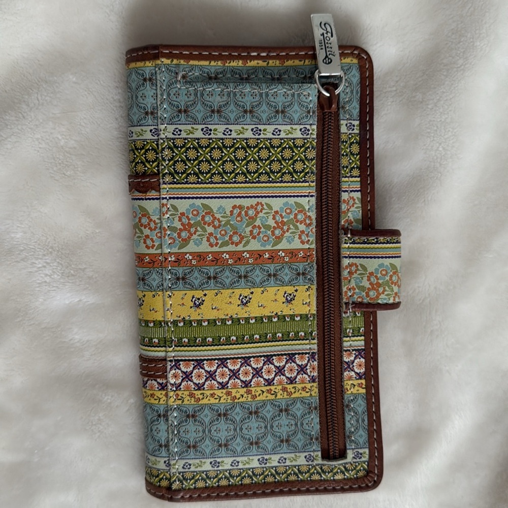 Fossil Wallet - Picture 2 of 3